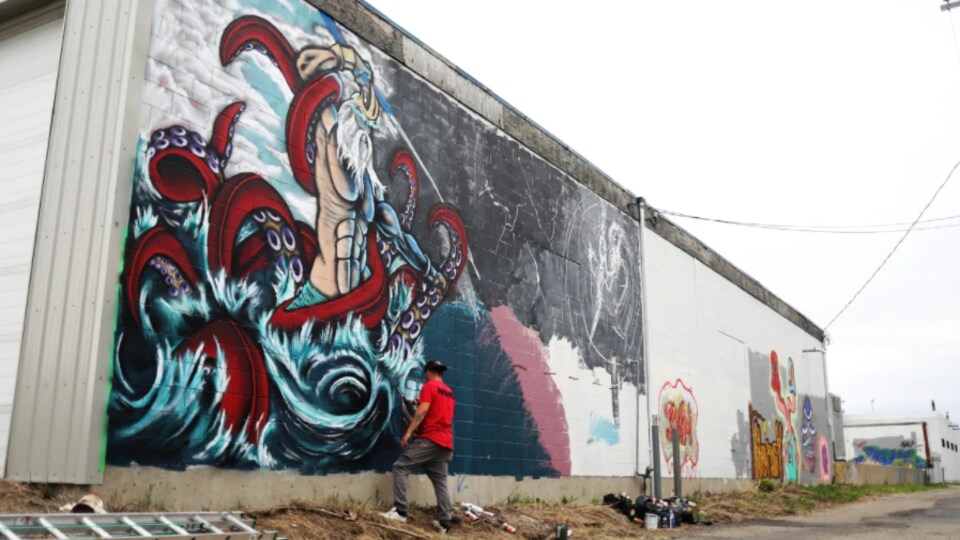 Un endroit réservé pour faire des graffitis à Regina RadioCanada.ca
