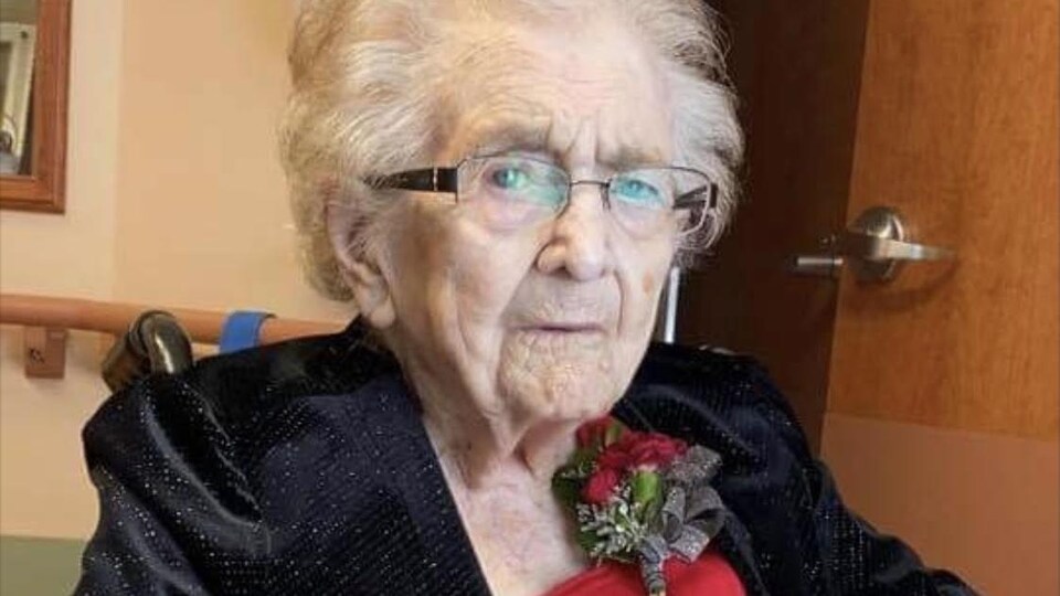Un portrait de Reita Fennell.