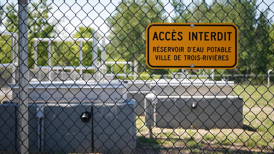 Interdiction d'arrosage la consommation d’eau en baisse RadioCanada.ca