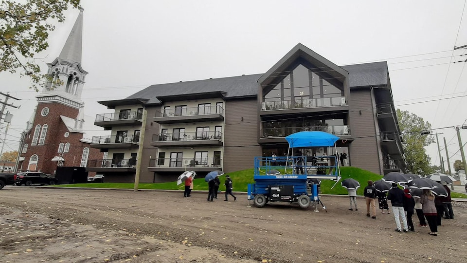 La nouvelle résidence pour personnes âgées du Témiscamingue est inaugurée RadioCanada.ca