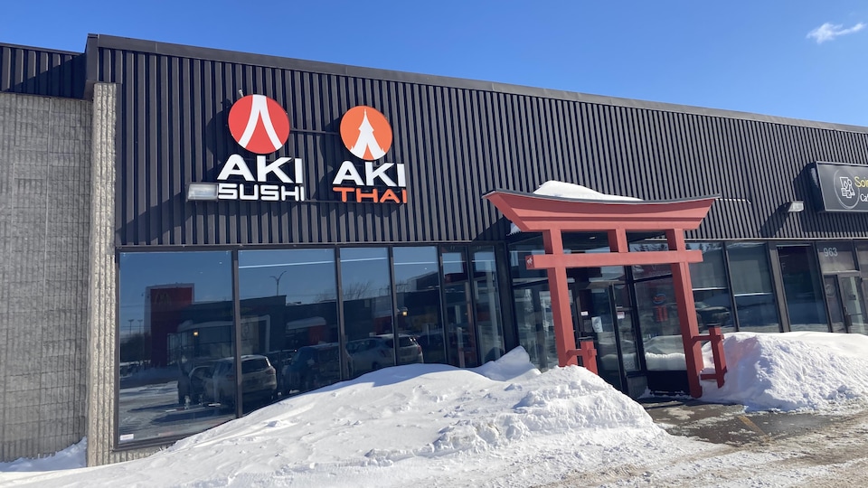 Un robot se joint à l’équipe d’Aki Sushi | Radio-Canada.ca