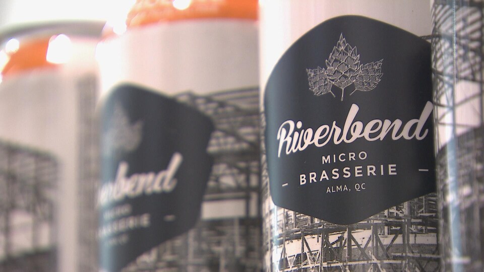 Des canettes de la microbrasserie Riverbend