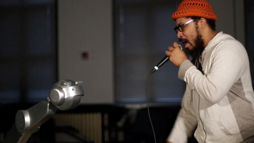 Voici Shimon, le premier robot rappeur | Radio-Canada.ca