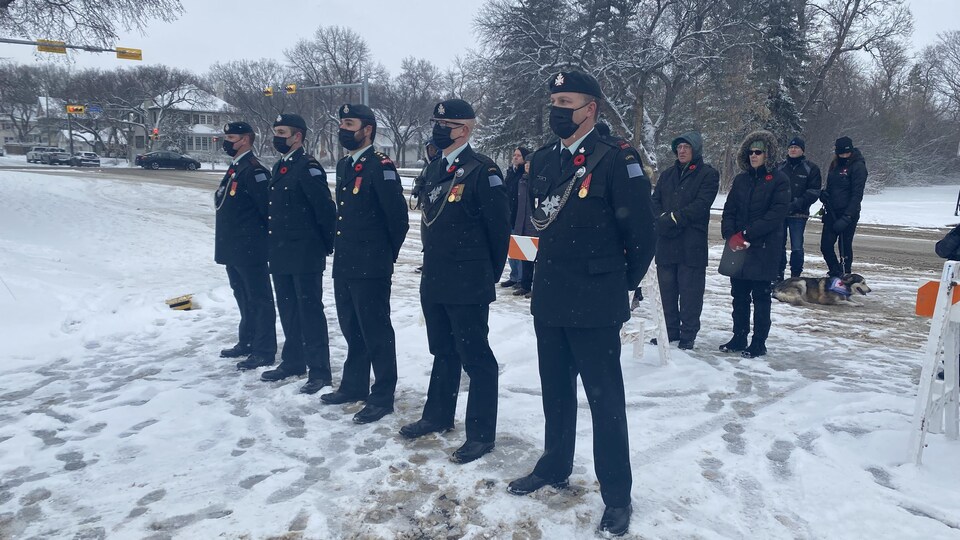 Les Royal Regina Rifles se souviennent de ceux qui ont combattu pour ...