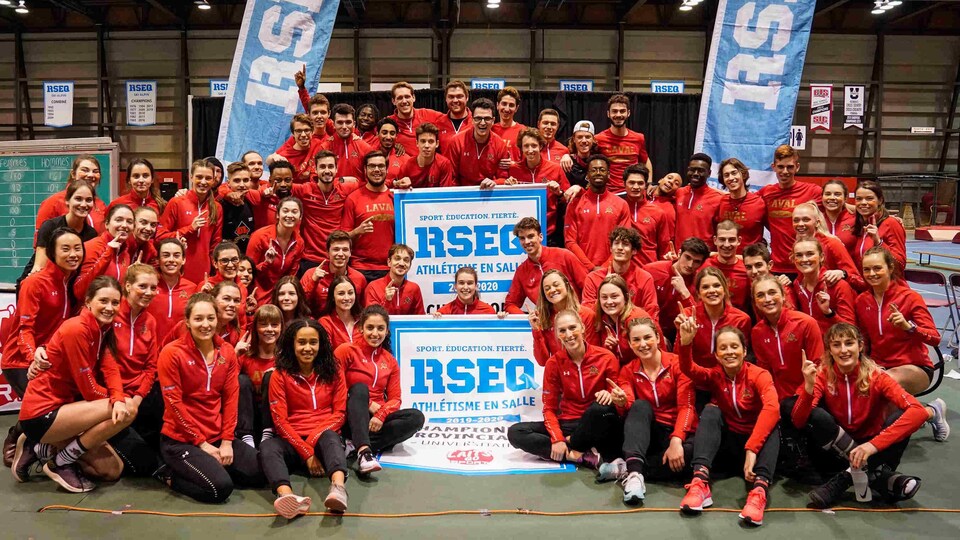 Les équipes féminine et masculine d'athlétisme du Rouge et Or de l'Université Laval