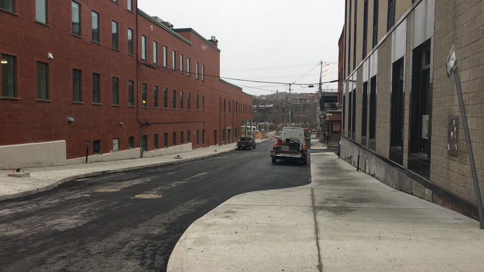 Réouverture de la rue Meadow à Sherbrooke RadioCanada.ca