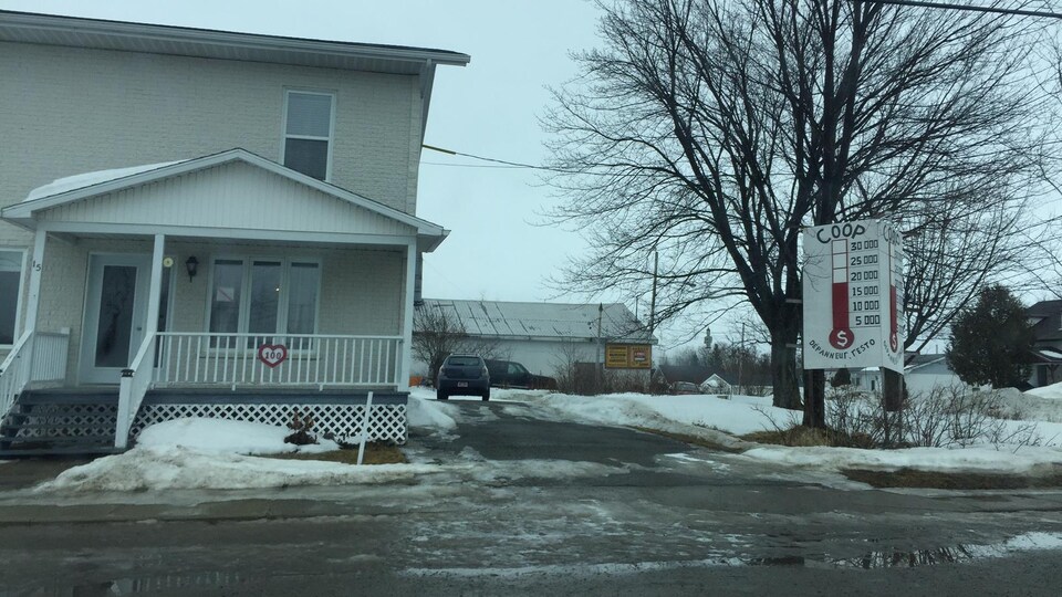 Ouverture d'un restaurantdépanneur à SaintEugènedeGuigues Radio
