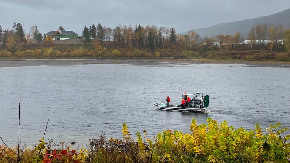 Un corps repêché près de SaintFrançoisdeMadawaska RadioCanada.ca