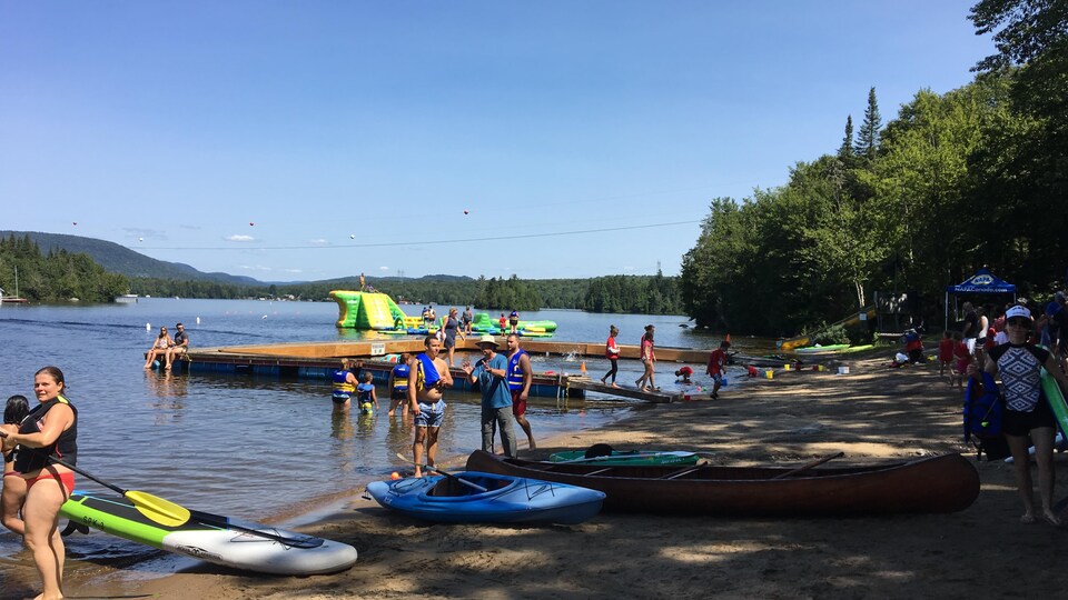 Une plage fermée à Portneuf ce weekend par manque de sauveteur Radio