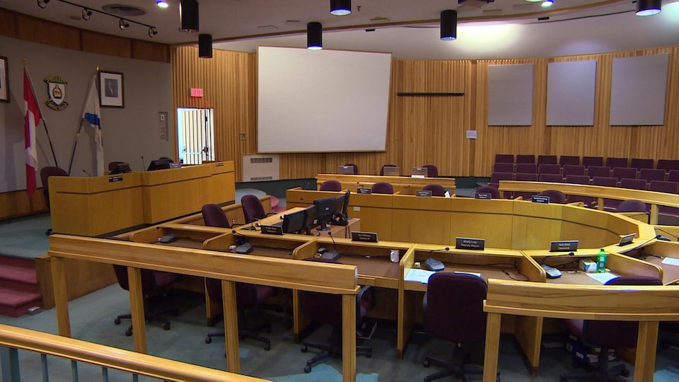 La salle du conseil municipal de la municipalité du comté de Kings.