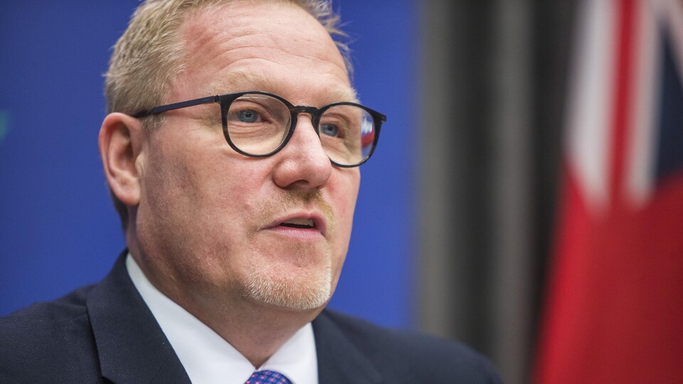 Scott Fielding en gros plan.