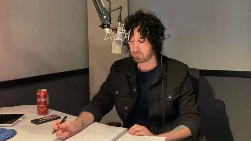L'animateur Sébastien Trudel de la radio Énergie.