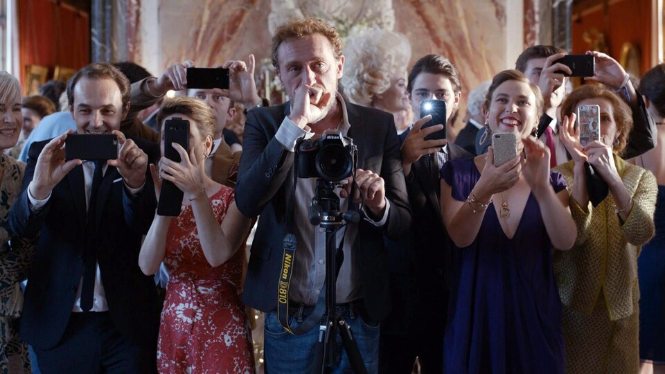 Une scène du film « Le sens de la fête »