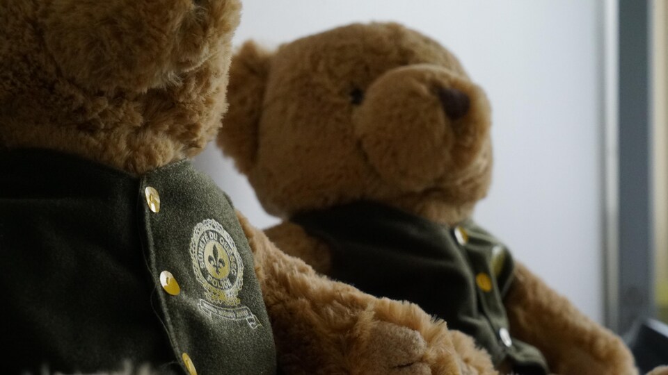 Des peluches de la Sureté du Québec