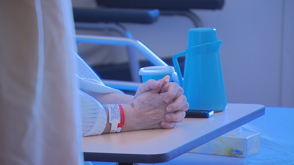 Les mains d'un patient