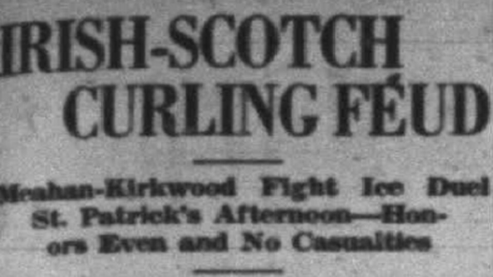 Portion d'un article de journal dédié à la rencontre de curling entre les irlandais et écossais de Noranda