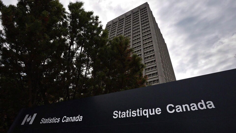 Vue du bâtiment hébergeant les bureaux de Statistique Canada à Ottawa.