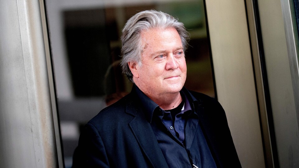 Steve Bannon jugé pour son refus de coopérer à l'enquête sur l'attaque du Capitole | Radio-Canada.ca
