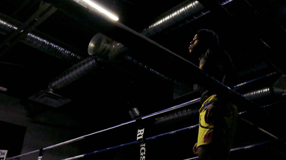 Darrius Joof in a corner of the ring. 