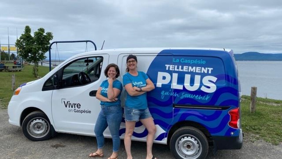 Marianne Boudreau et Catherine Miousse de la Stratégie Vivre en Gaspésie