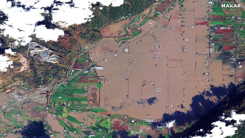 Image satellite montrant les inondations à Sumas Prairie, à Abbotsford, en Colombie-Britannique.