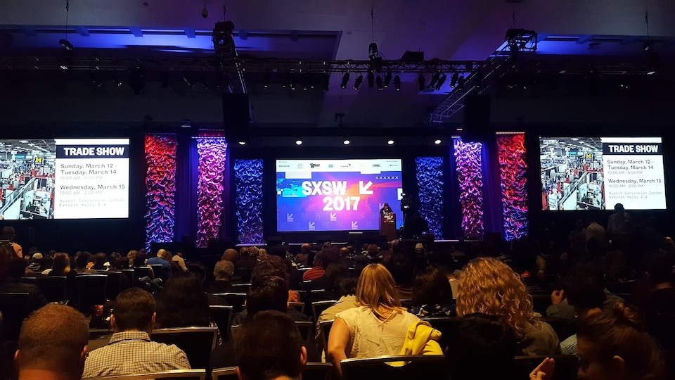 SXSW et son volet interactif présentent des conférences sur l'innovation et l'avenir des technologies. 