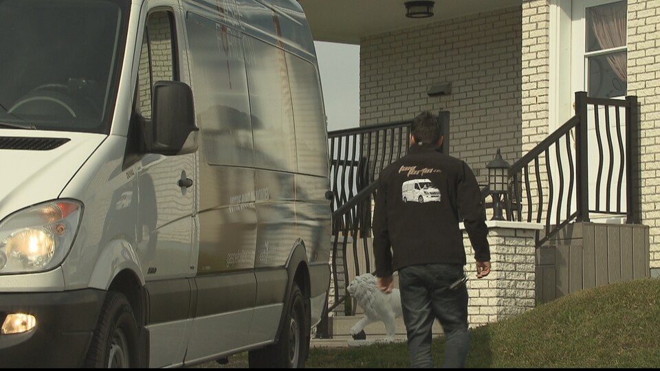 Taxi Fortin transporte des Gaspésiens vers Québec et Montréal.