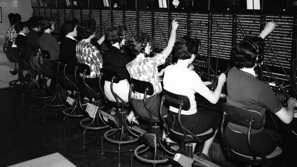 Des téléphonistes matanaises en 1962