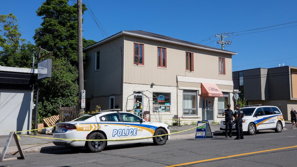 Le drame s'est déroulé dans cette maison de la rue Wolfe, à Lévis.