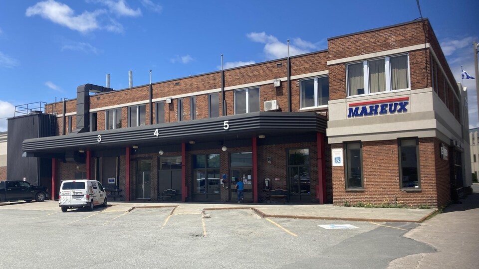 Le prix du diesel inquiète en AbitibiTémiscamingue RadioCanada.ca