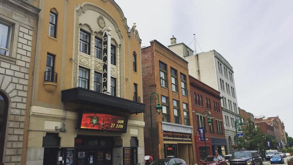 Façade du Théâtre Granada.