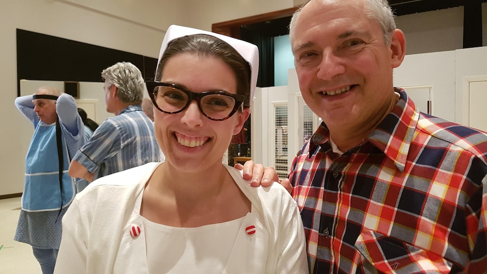 À gauche Emmanuelle Belleau conseillère en communication chez Consortium.coop alias l'infirmière Ratched et e pneumologue Frédéric Sériès alias Randall Patrick McMurphy