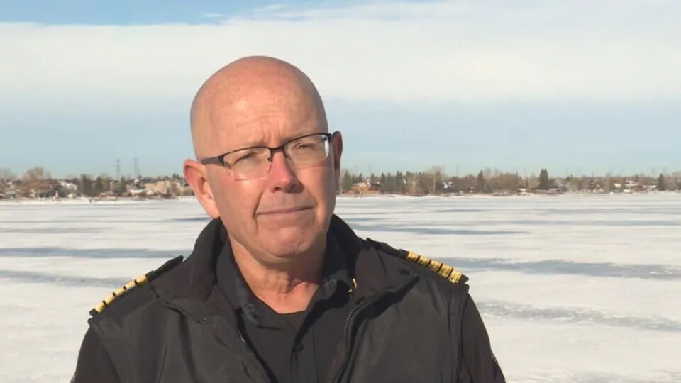 Le chef de l'Agence de gestion des mesures d'urgences de Calgary, Tom Sampson.