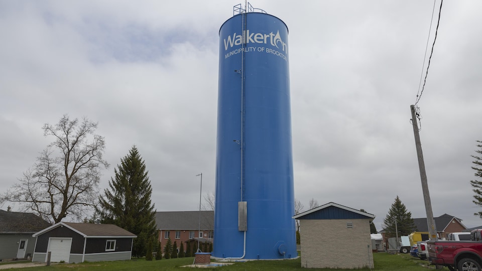 La tour d'eau bleue de Walkerton.