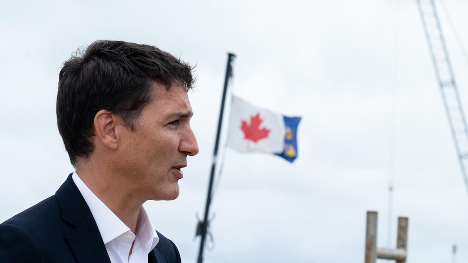 Le premier ministre Justin Trudeau lors d'une visite aux Îles-de-la-Madeleine.