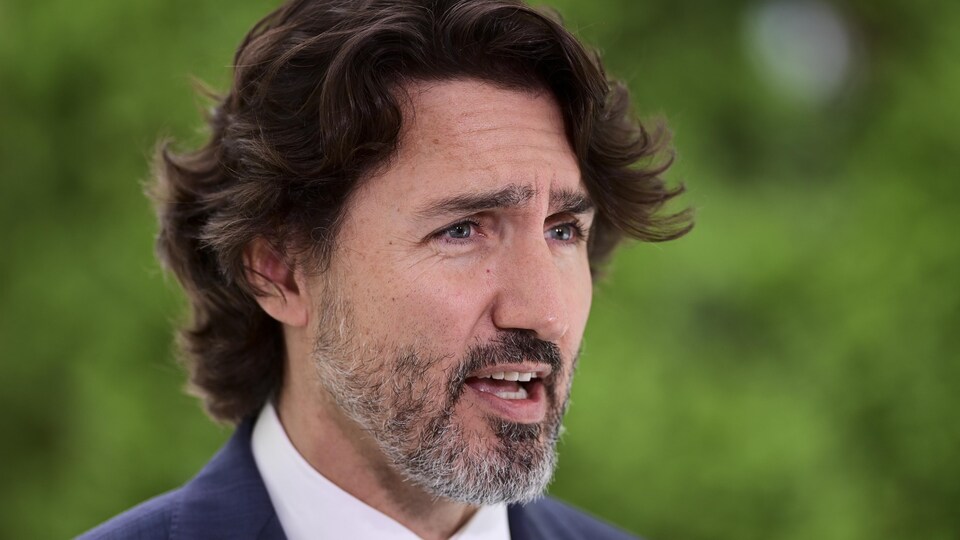 Justin Trudeau en point de presse.