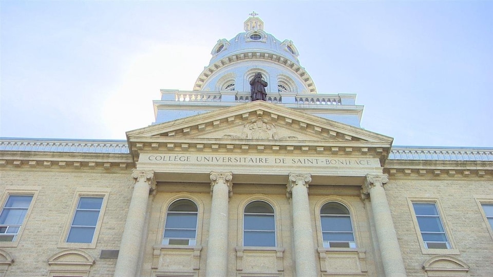 L'Université de Saint-Boniface.