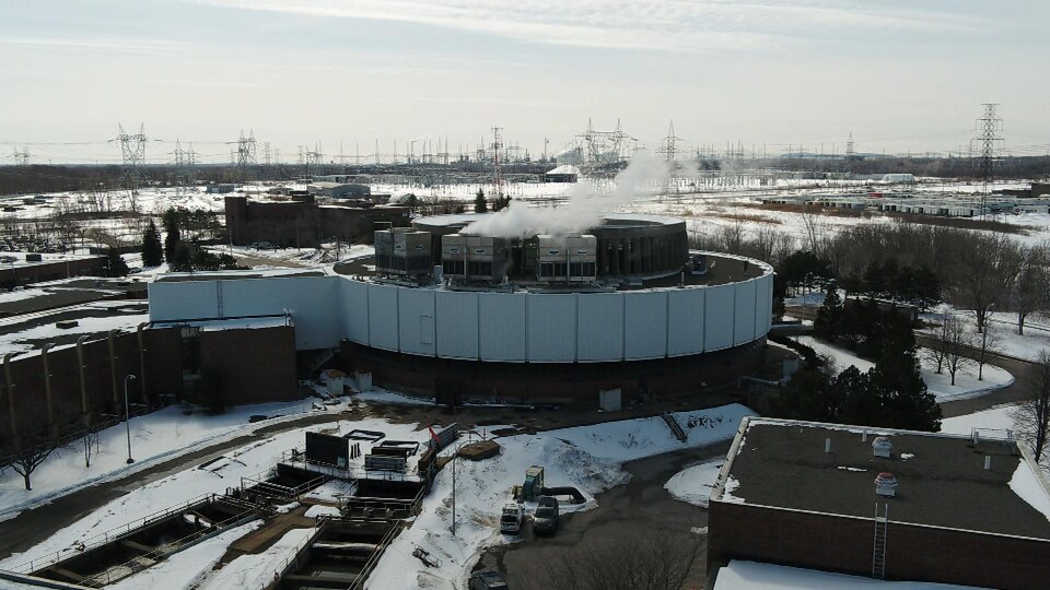 Vue aérienne de l'usine.