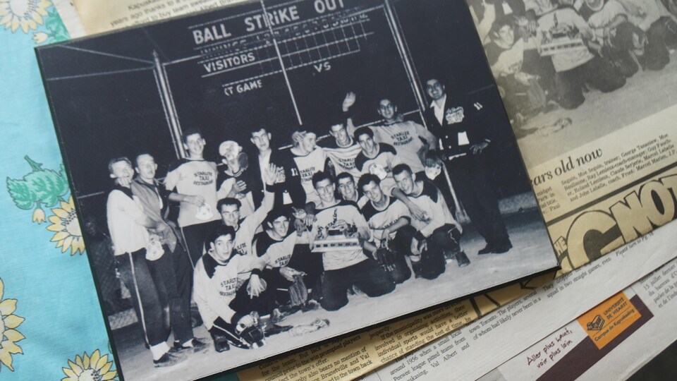 Une photo d'une équipe championne en 1961.