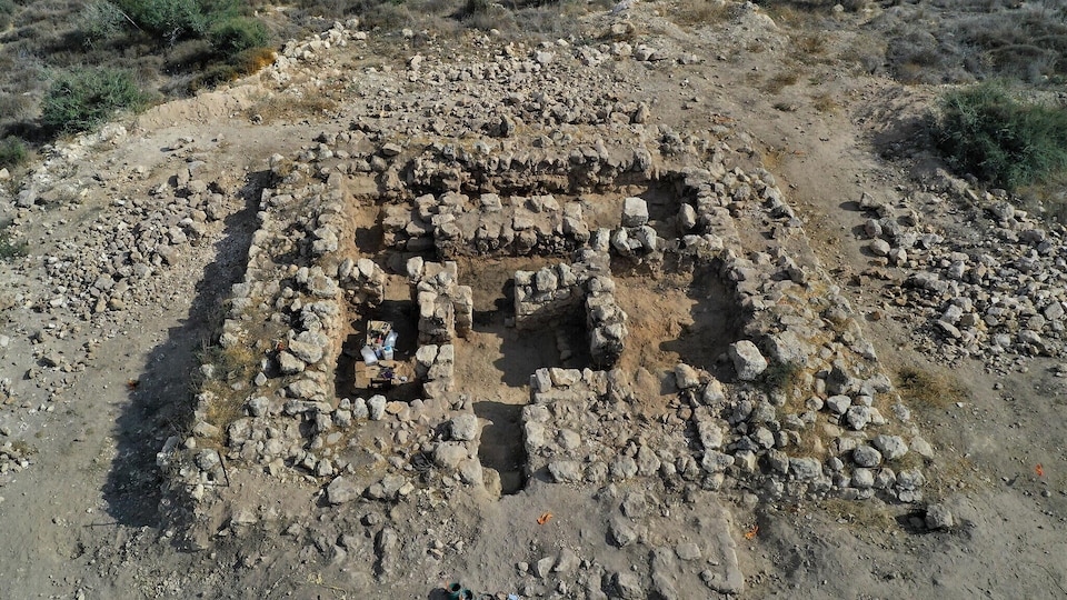 Les vestiges d'une forteresse grecque.