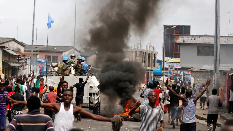 Des manifestants réclament à Kinshasa le départ du président Joseph Kabila.