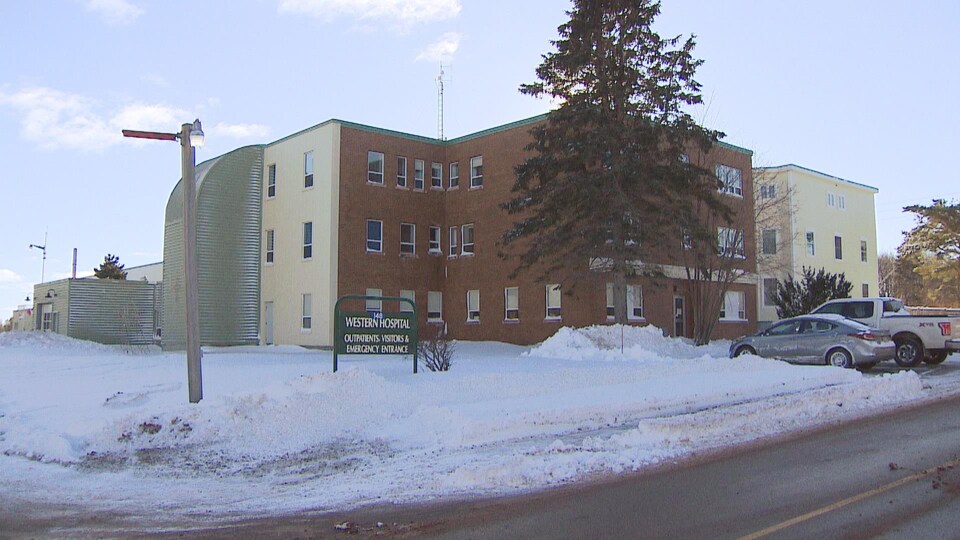 Le bâtiment des urgences de l'hôpital Western.