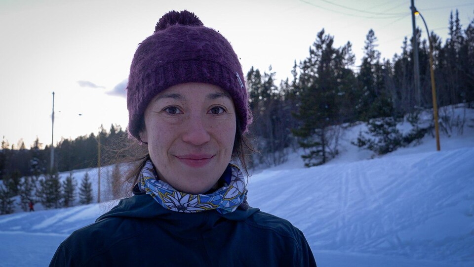 L'entraîneuse Emily Nishikawa à Whitehorse, le 18 janvier 2023. 
