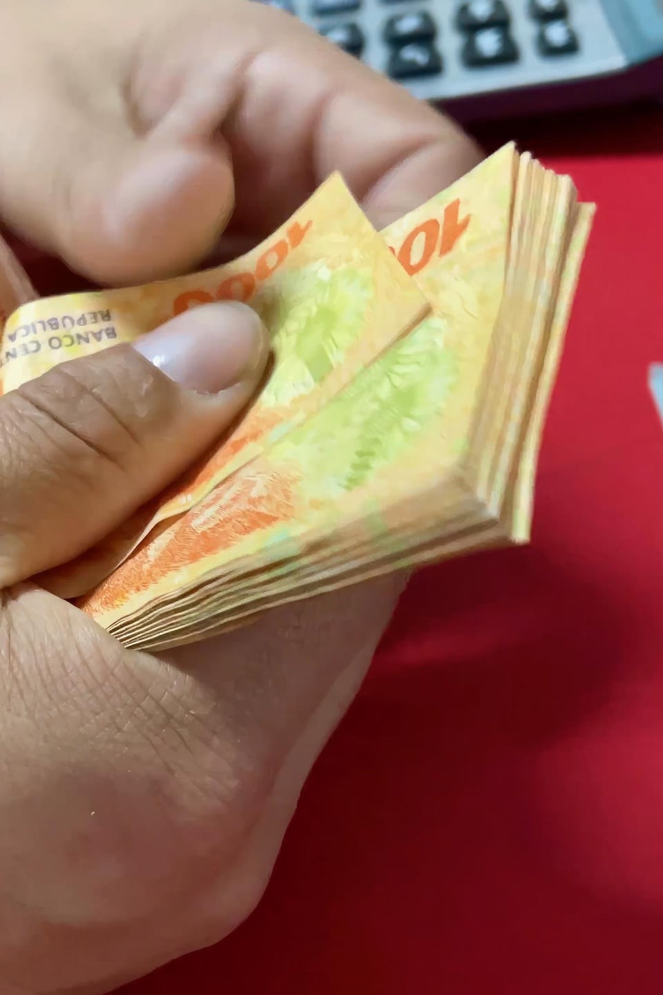 Une transaction en pesos.