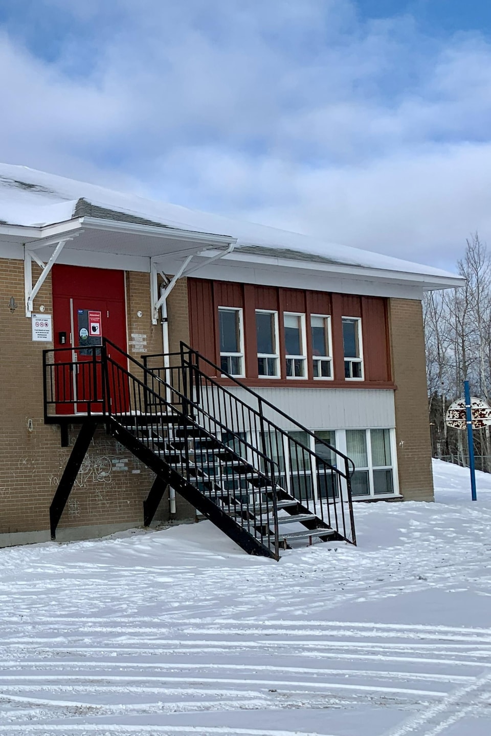 L'école Saint-Norbert-de-Mont-Brun en hiver.
