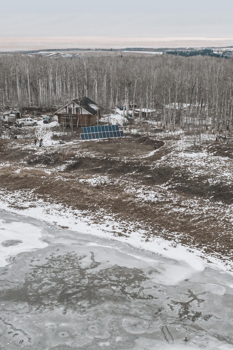 Le lieu d'habitation de Bev Jamieson en novembre 2023, près de Cremona, en Alberta.