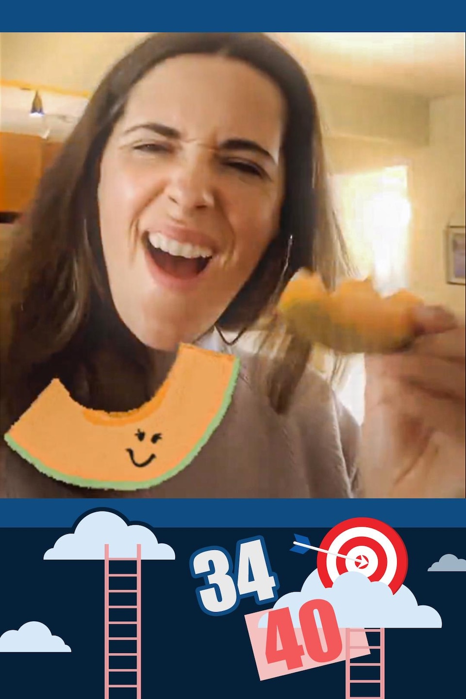La Fureteuse fransaskoise, Nicole Lavergne-Smith, essaye de s'habituer à manger un aliment qu'elle n'aime pas, le cantaloup.