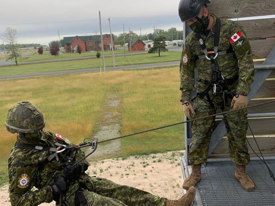 la-pand-mie-est-venue-contrecarrer-la-formation-des-futurs-militaires-radio-canada-ca