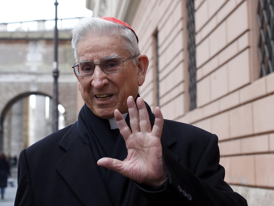 Le cardinal Dario Castrillon Hoyos