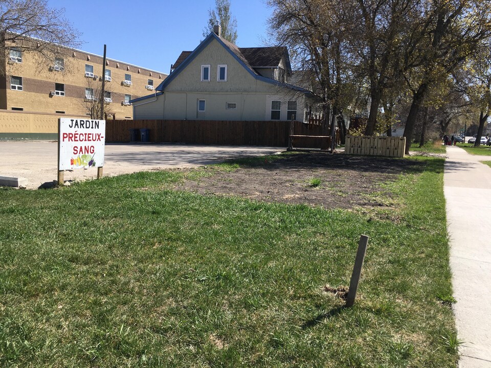 Le jardin communautaire de Précieux-Sang, à Winnipeg.
